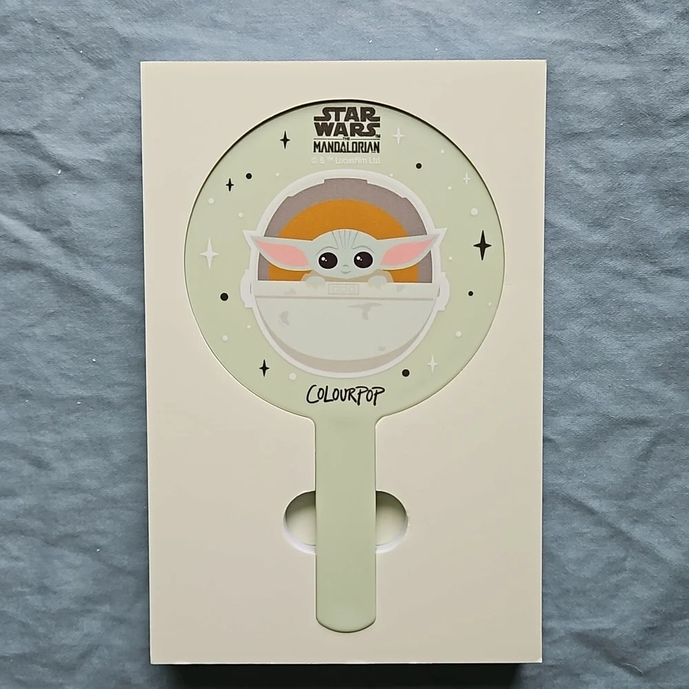 STAR WAR MANDALRIAN MIRROR